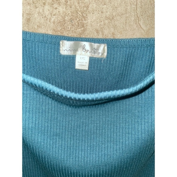 Nina Britton Ribbed Tank - Picture 3 of 4